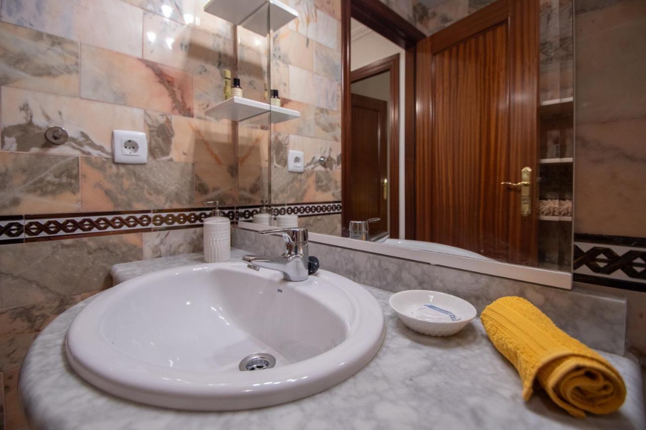Apartamento Nuestra Andalucia - Cadiz Centro - Parking Екстериор снимка