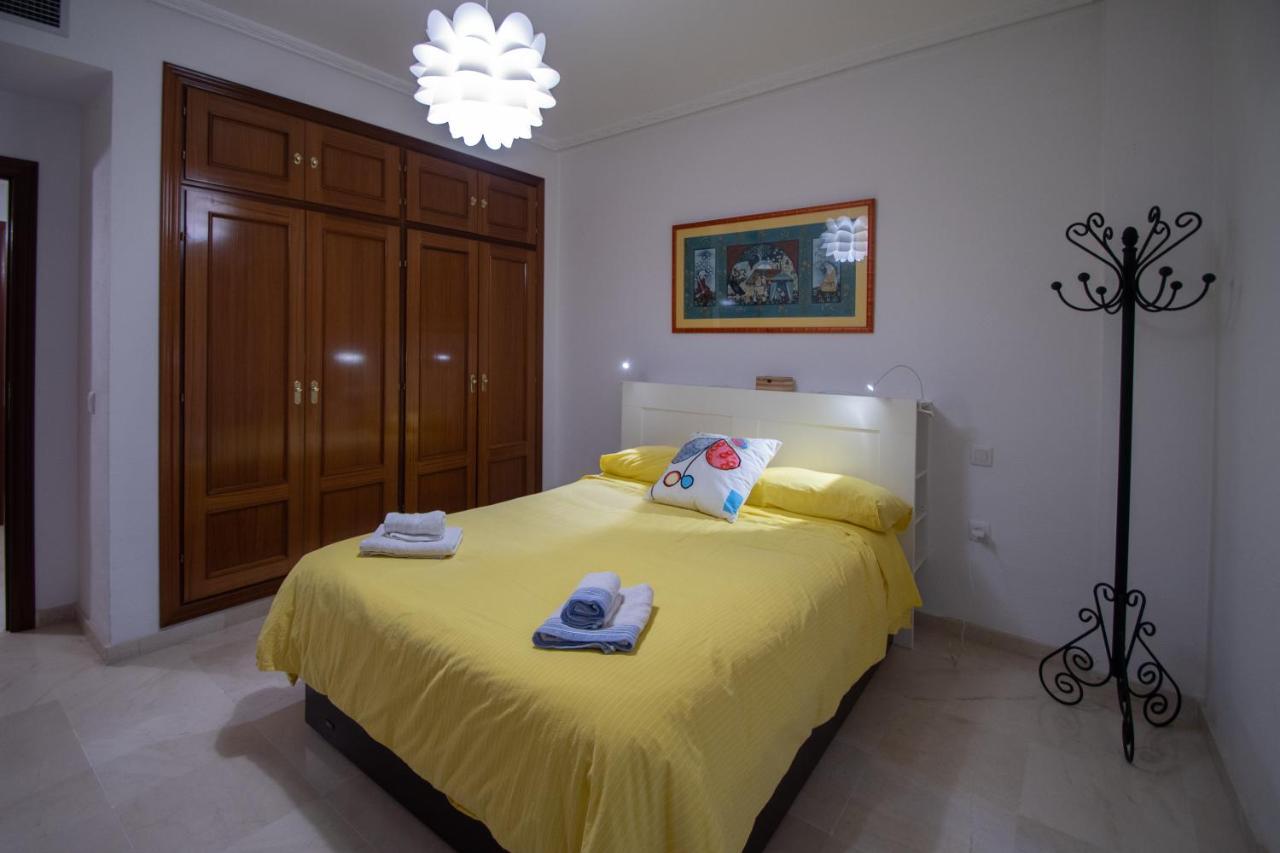 Apartamento Nuestra Andalucia - Cadiz Centro - Parking Екстериор снимка